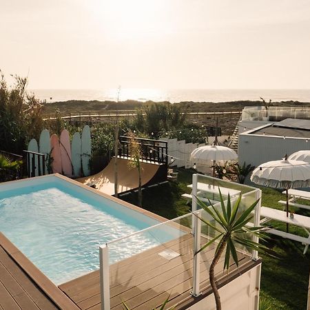 We Surf House Bed & Breakfast Фигейра да Фош Екстериор снимка